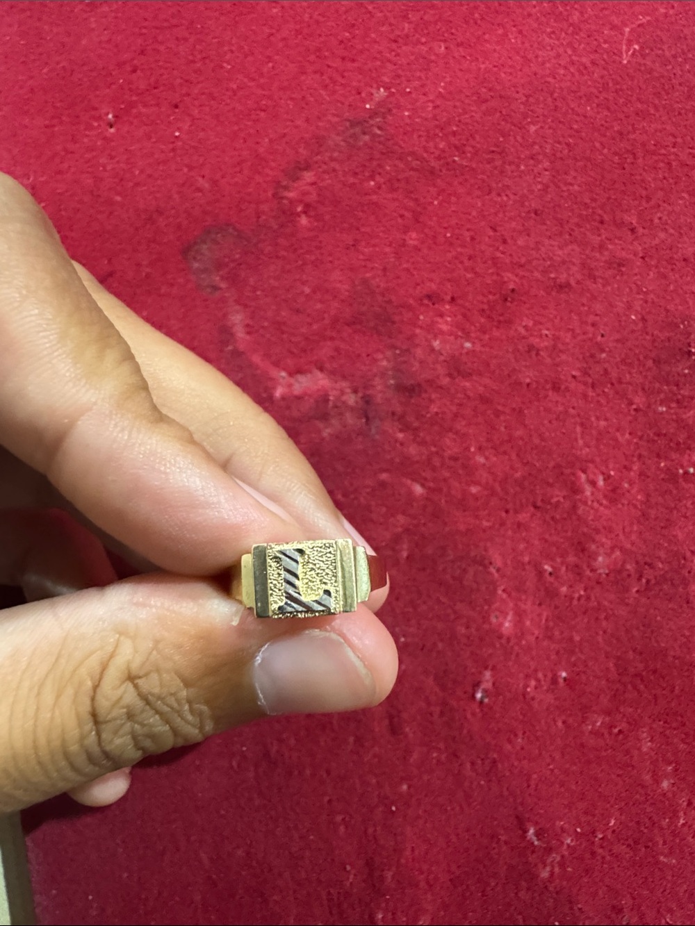 Beautiful 10K Yellow Gold Initial Baby Ring.